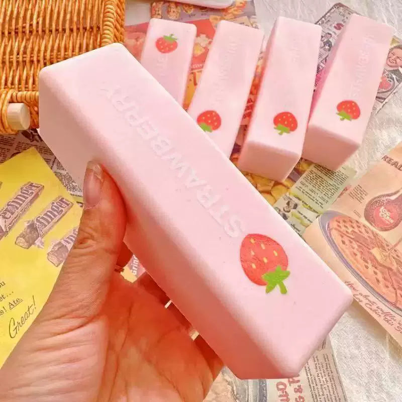 SQ-MILK-STRAW13 Strawberry Milk Bar 13cm