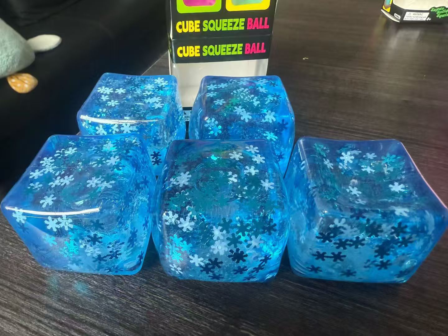 SQ-ICE-SNOWFLAKE Snowflake Ice Squishy