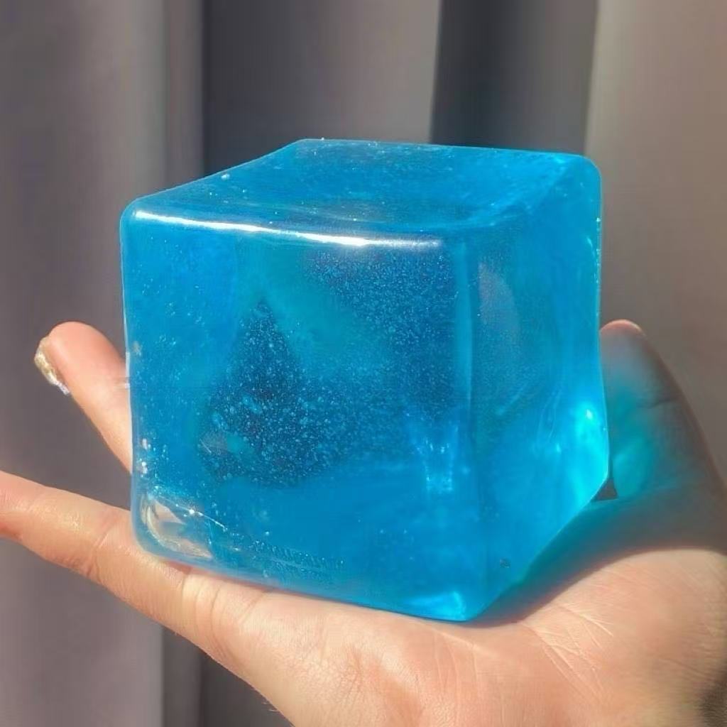 SQ-ICE-BLUE Ice Block Squishy