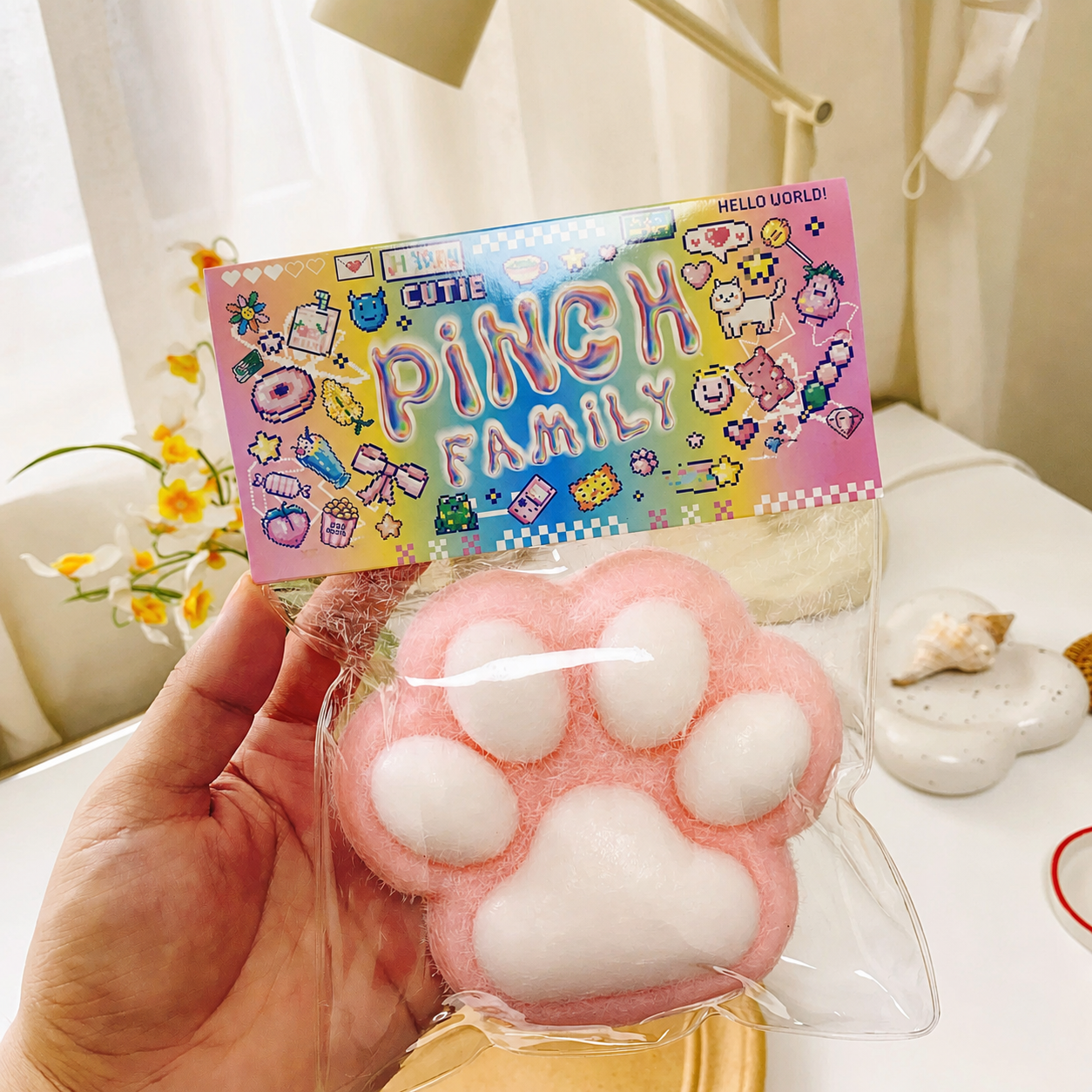 SQ-PAW-JUMBO-PINK Jumbo Pink Cat Paw